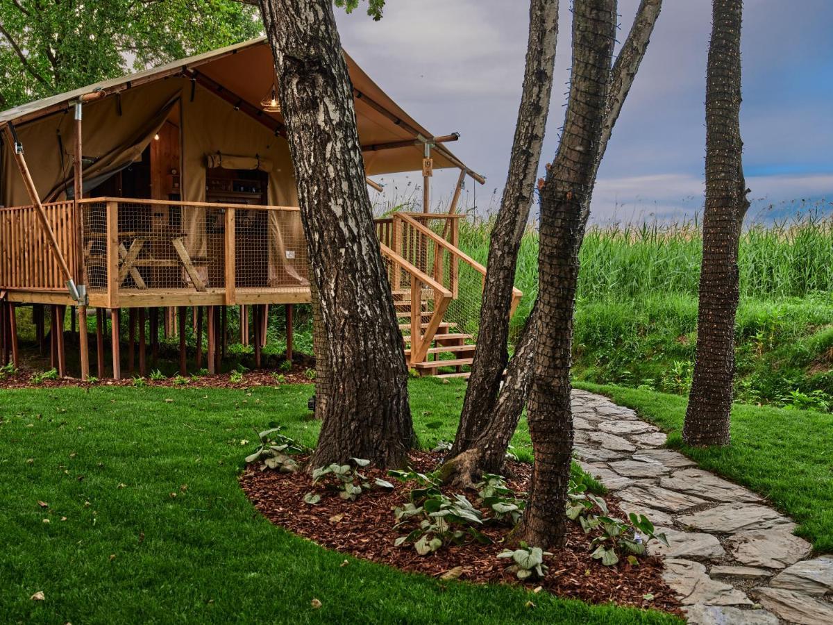 Zatoria Luxury Glamping Zator Hotel Bagian luar foto